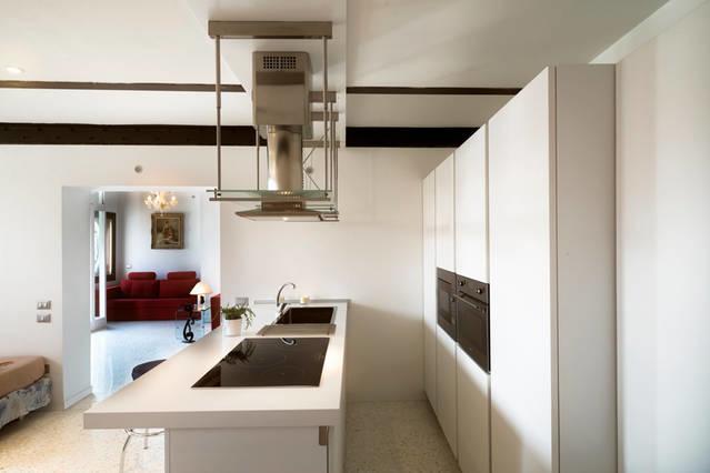 Elisabeth Waterfront Apartment Венеция Экстерьер фото